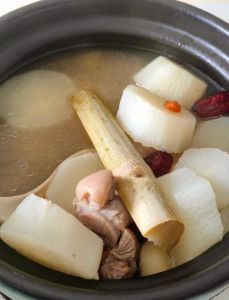 白萝卜汆羊肉的做法大全窍门_汆羊肉配白萝卜，暖心家常菜