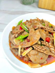 川菜肝腰合炒家常做法_新鲜肝腰合炒，鲜香辣嫩做法
