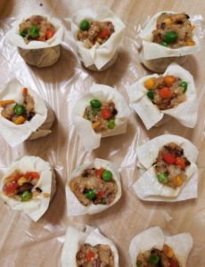 速冻烧麦可以用电饭煲蒸吗_电饭煲蒸速冻烧麦技巧，简单又方便