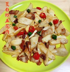 肉炒茭白的家常做法_肉片炒茭白，鲜嫩可口家常菜