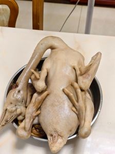 白切鹅最简单三个步骤_皮脆肉嫩，地道粤菜风味