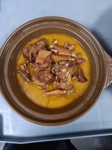 红烧鹅的做法大全家常_新鲜红烧鹅，肉质紧实不腥香，做法详解！