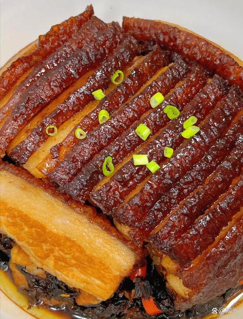 扣肉皮怎样炸起大泡泡_年夜饭硬菜!扣肉炸出泡关键技巧 扣肉皮怎样炸起大泡泡_年夜饭硬菜!扣肉炸出泡关键技巧