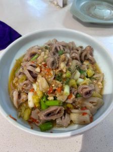 脆肠的家常做法_香脆猪肠爆炒川味，麻辣可口！