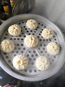 包子老式做法_家常肉包子做法，肉馅蔬菜馅全都有