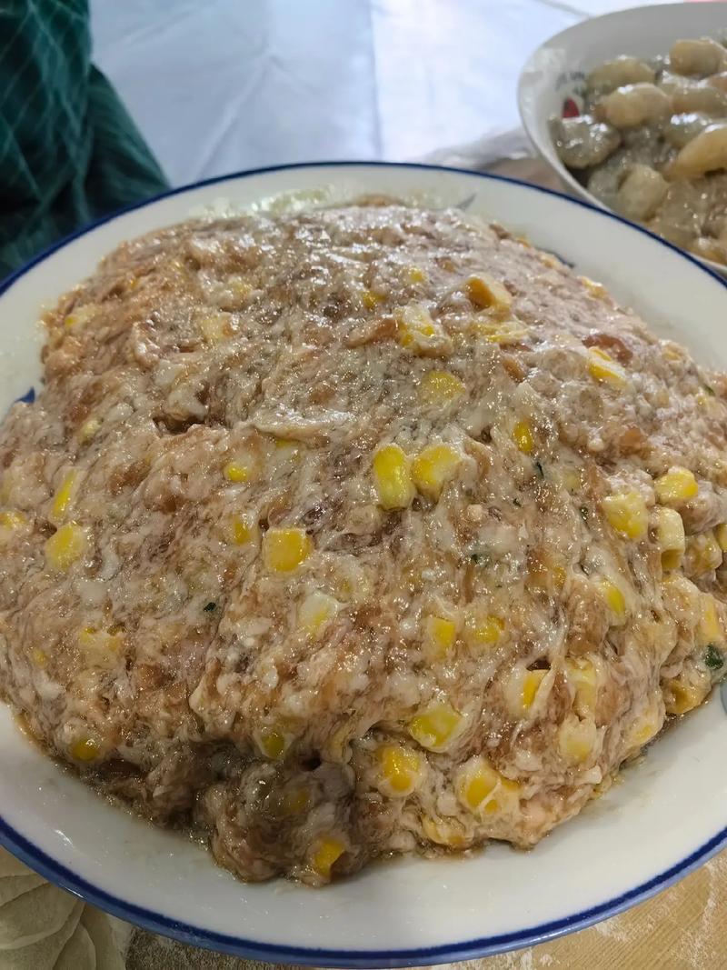 玉米虾仁饺子馅的做法_鲜嫩美味做法分享