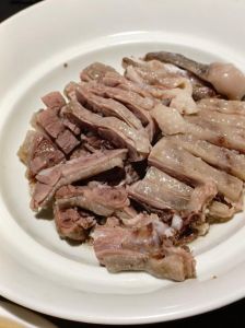 咸鹅正宗做法大全_咸香丰腴的传统美味