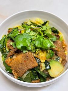 牛肉青菜的做法大全_青菜牛肉炒法多，嫩滑鲜香非遗菜