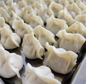 为什么冻久的饺子面皮煮不熟_煮冻饺子皮难熟？快试试解冻加足水！
