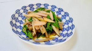 芡实杆做法大全_清炒凉拌炖豆腐，鲜嫩营养做法多