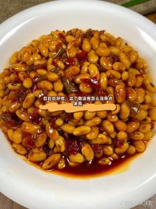 焖酱豆子怎么做老式做法_老式焖酱豆，慢炖五花肉黄豆香，农村味道暖心窝