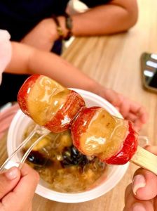 爱豆与麻花七夕果冻的独特搭配：甜蜜创意食材与美味文化的完美融合