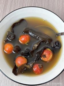 干木耳水煮几分钟熟_木耳泡发冷水久，煮熟脆软看口感，凉拌炒炖各有妙