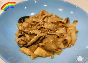 炒鸡腿菇用焯水几分钟_焯水鸡腿菇5-8分钟熟透鲜嫩，做法多样营养丰富