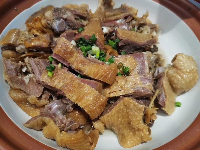 广东咸鹅的做法_腌制工艺与风味探索
