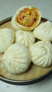 鸡肉包子的做法大全_家常鸡肉包子做法，和面调馅蒸出香喷喷！