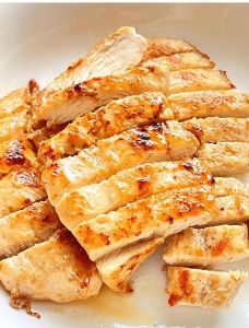 熟的腌制鸡胸肉能煎_香煎腌鸡肉，鲜嫩美味，做法简单！