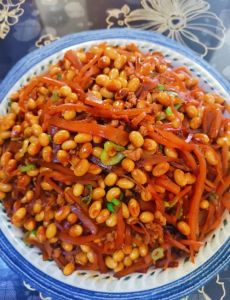黄豆酱怎么做菜_百搭调味王，自制干煸酱香浓可口！