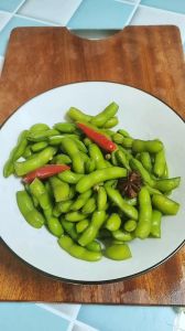 毛豆一般煮几分钟_毛豆煮多久？时间火候水量看这里！