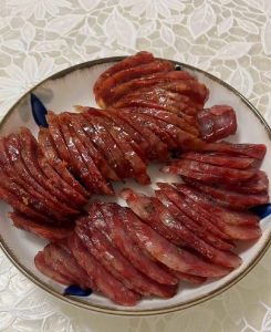香肠蒸煮多久才能煮熟_蒸香肠时间多久？不同种类时间看这里！