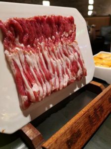 手切羊肉片哪个部位好_上脑嫩里脊瘦脖肉香腿肉鲜