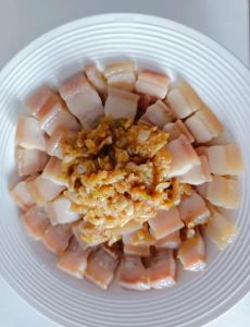 五香肉片的做法大全_五香肉片腌炸做法，外焦里嫩超美味！