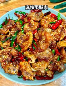 小酥肉炒菜的6种做法_酸辣开胃小酥肉，家常聚会美食！