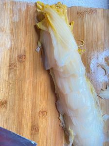 南方酸菜和东北酸菜的对比图_东北酸菜香脆，南方泡菜酸辣，风味迥异！