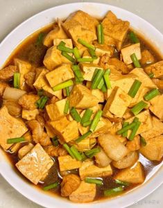 家常炒豆腐做法_家常炒豆腐，简单美味，营养丰富！