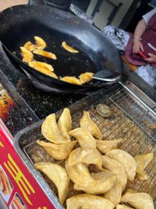 三河米饺制皮方法叫什么_外酥内糯，非遗美味！