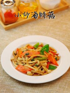 家常炒海鲜菇做法_家常炒海鲜菇，鲜嫩营养好做法！