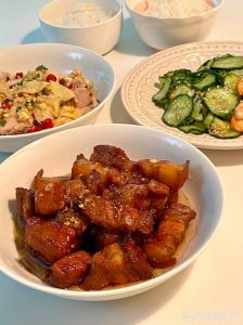 五花肉冷水下锅煮多久_火候时间与去腥技巧