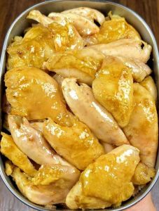 盐焗鸡胸肉的家常做法_家常盐焗鸡胸肉做法，外焦里嫩超简单！