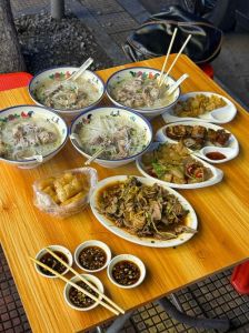 冬粉鸭的家常做法_闽南冬粉鸭，家常鲜甜，做法！