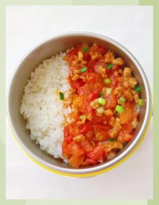 番茄鸡排捞汁饭做法_番茄鸡排饭，酸甜开胃家常菜