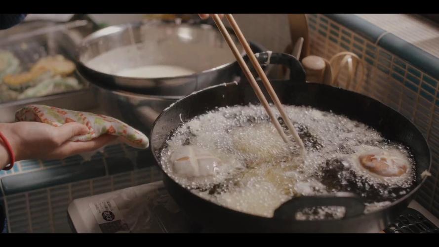 探秘日剧《厨房的秘密》中的异国美食制作与文化故事