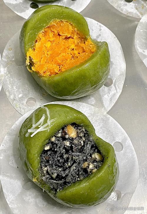 苏州最著名的小吃_松鼠桂鱼大闸蟹生煎大面羊肉