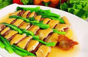 著名的粤菜十大名菜_烧鹅白切鸡，地道美味！