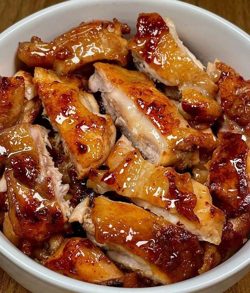 蜜汁鸡腿肉家常做法_蜜汁鸡腿肉，家常美味，简单好做！