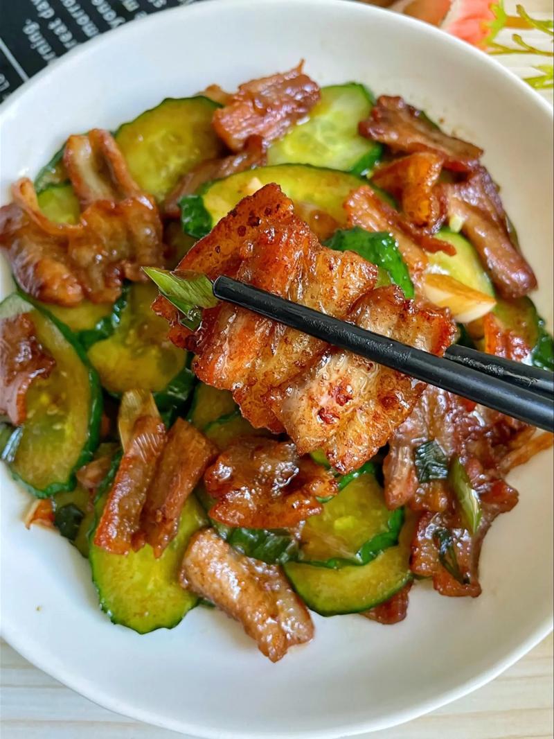 酸黄瓜炒肉的做法最正宗的做法_酸甜可口家常菜
