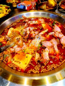 鱼火锅买什么配菜好_鱼火锅配菜多，鲜香丰富好滋味！