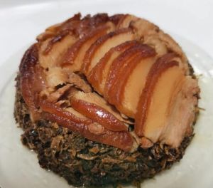 烧白蒸盖的热法_肥瘦相间烧白蒸盖，皮酥肉糯味浓！