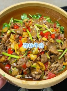 腌制的火锅牛肉片煮多久能熟_牛肉涮多久？看种类薄厚，火候是关键