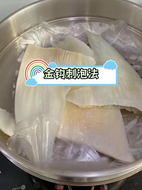 鱼翅泡发完要如何处理_鱼翅品质看粗细，中端更好泡发简单，保护鲨鱼选仿生