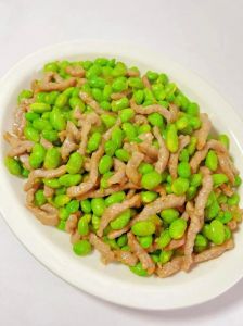 毛豆炒肉毛豆要焯水吗_毛豆炒肉焯水吗？时间怎么选？