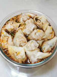 四川抄手馅的做法_手艺选料，麻辣清汤味美鲜