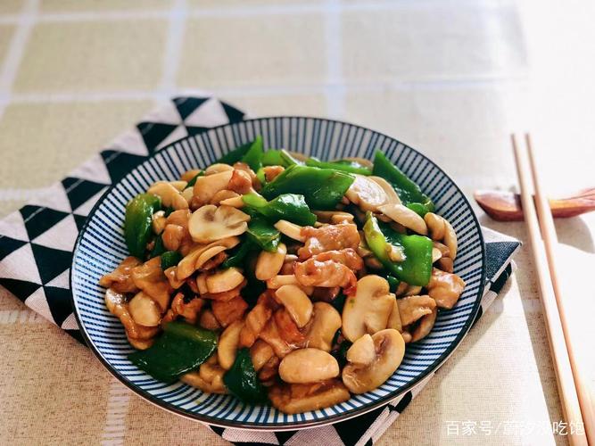 白蘑菇炒肉要焯水吗_白菇炒肉焯水吗？口感营养怎么选？