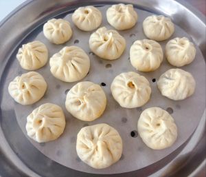 四川小笼包子做法_鲜汁多，做法家常