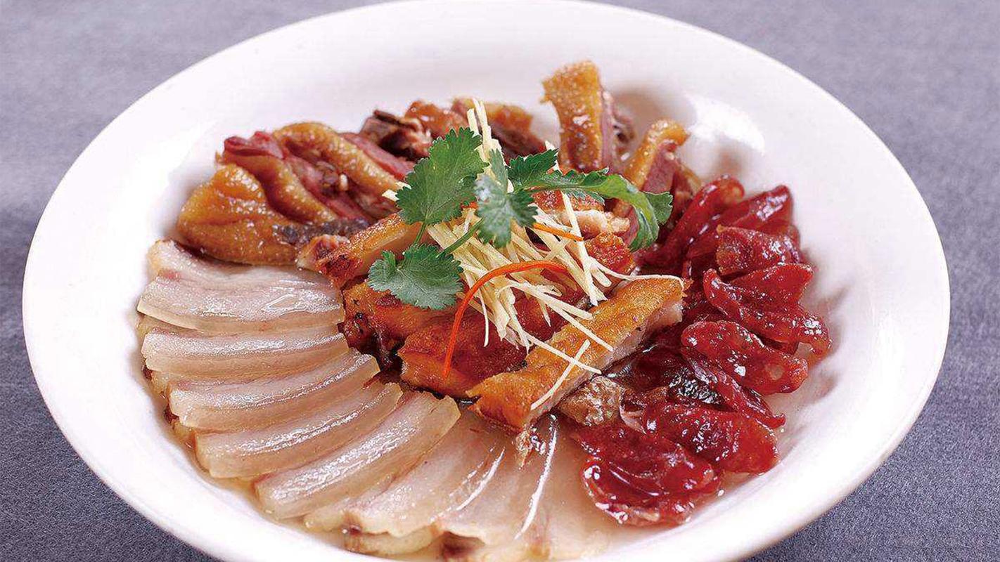 湘菜最新特色菜_剁椒鱼头辣椒炒肉等经典味蕾享受 湘菜最新特色菜_剁椒鱼头辣椒炒肉等经典味蕾享受