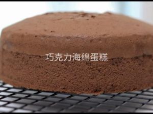 全蛋法制作海绵蛋糕_全蛋蛋糕打发技巧，做出松软香甜！